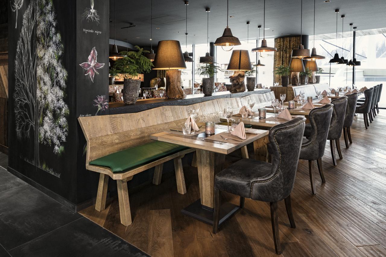 Valsana Hotel Arosa - Small Luxury Hotel מראה חיצוני תמונה